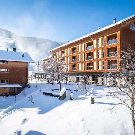 假日公园 Landal Brandnertal 3*