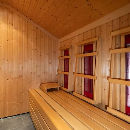 ホリデーパーク Landal Brandnertal Bürserberg